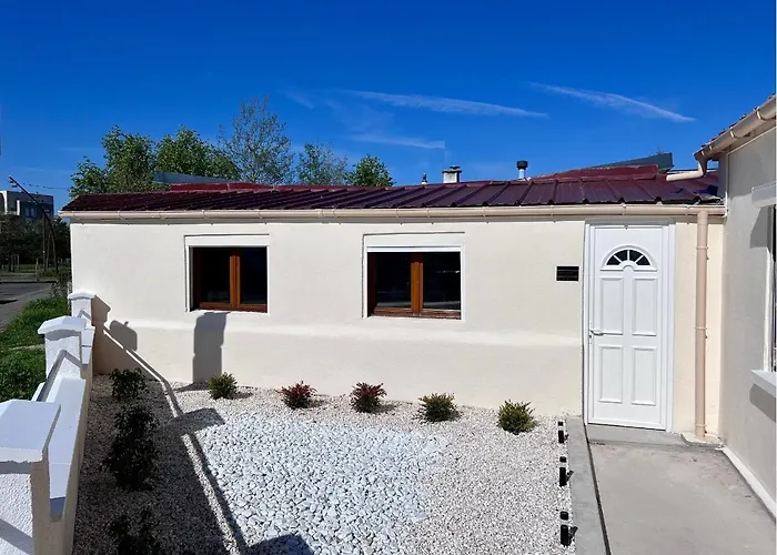 Les De La Jules Verne Apartment *